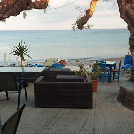 Beachfront Apartment Kato ซาครอส ภายนอก รูปภาพ